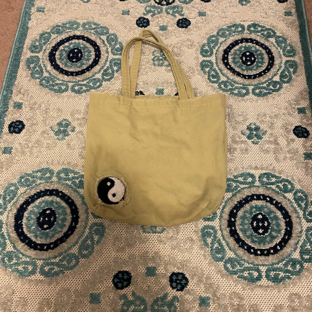 Green Ying-Yang Tote Bag
